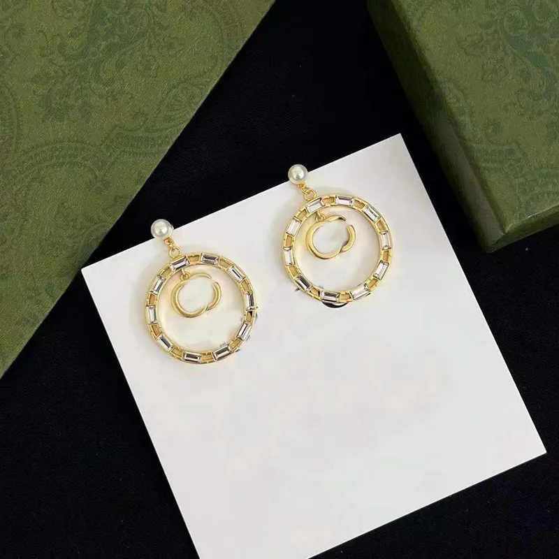 Öronningar för kvinnor smyckesdesigners studörhängen bokstav guld studs mode lyxys pärla älskar örhänge 925 silver boucles box 2206227w
