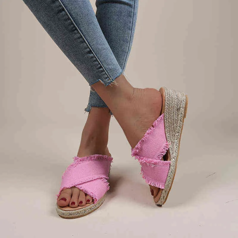 Pantoufles Femmes Wedge Été Plage Vacances Denim Casual Plus La Taille Sandales Furry Diapositives pour Femmes Femmes Tongs 220516