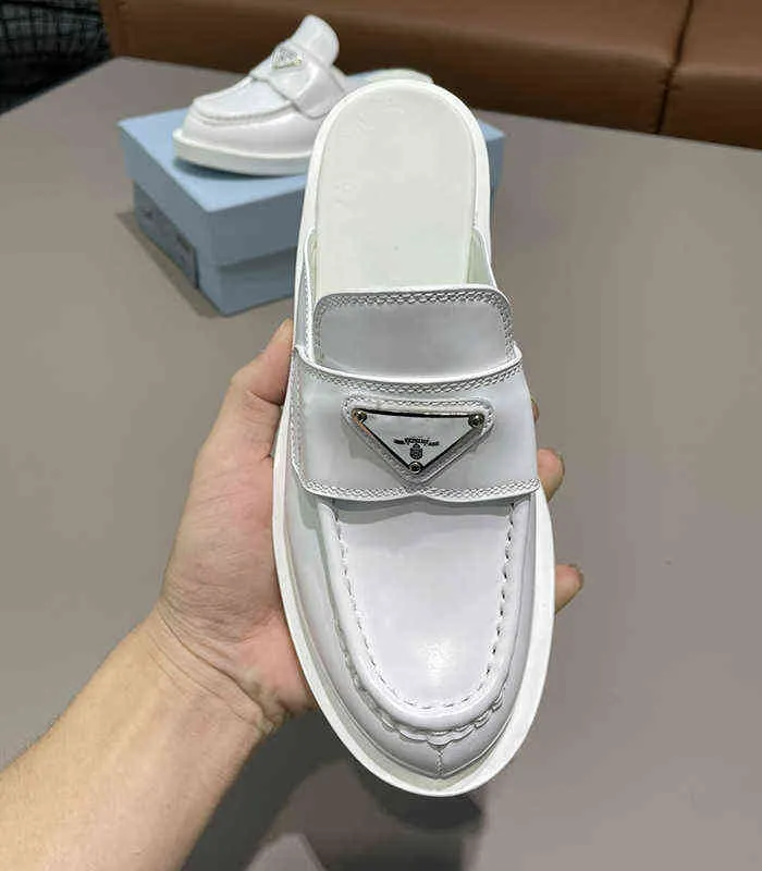 P triangle logo semi pantoufle mocassins chaussures décontractées en cuir verni Muller chaussures Baotou pantoufles à talons épais