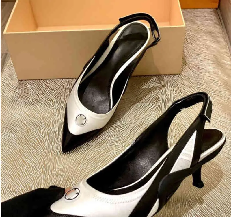 Baotou Sandalet 2022 Bahar ve Yaz Koyun Dikiş Özel Kumaş Sivri Geri Boş Kemer Orta Topuk Sandalet Kadınlar için