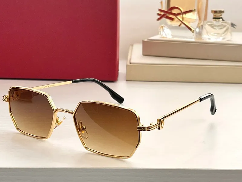 Lunettes de soleil de luxe pour hommes femmes lunettes en métal cadres dorés style d'été plaque rétro anti-ultraviolet plein cadre CT décoratif bon