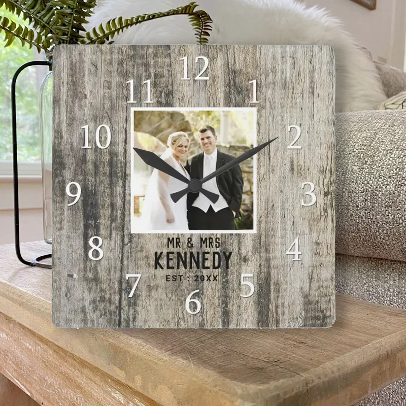 Gepersonaliseerd frame muur bruiloft jubileum op maat gemaakte elegante po met tekst houten textuur collage klok 220711