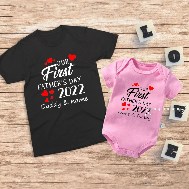 Custom Name Our First Fathers Day Daddy and Daughter Son Family Match Outfits Baby Bodysuit Fathers Day Personalized Gifts 220531