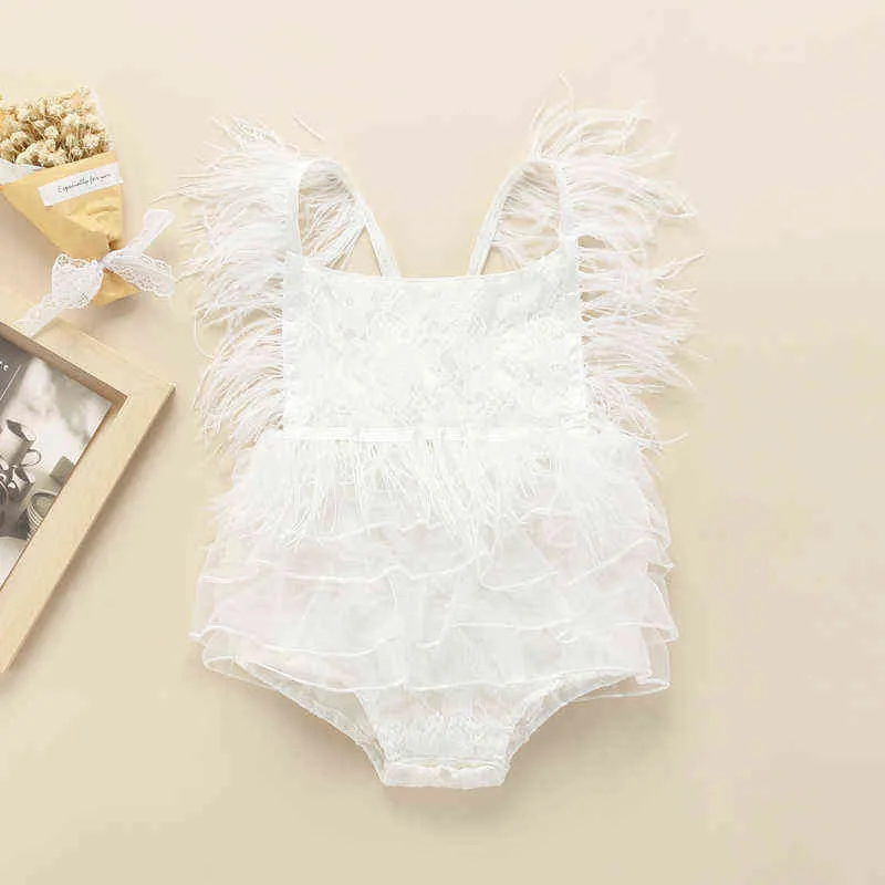Lovely Princess Baby Girls Summer Rompers Newborn Infant Girl Solid Lace Hollow Feather Tassel Backless Jumpsuits Dress Sunsuits G220521