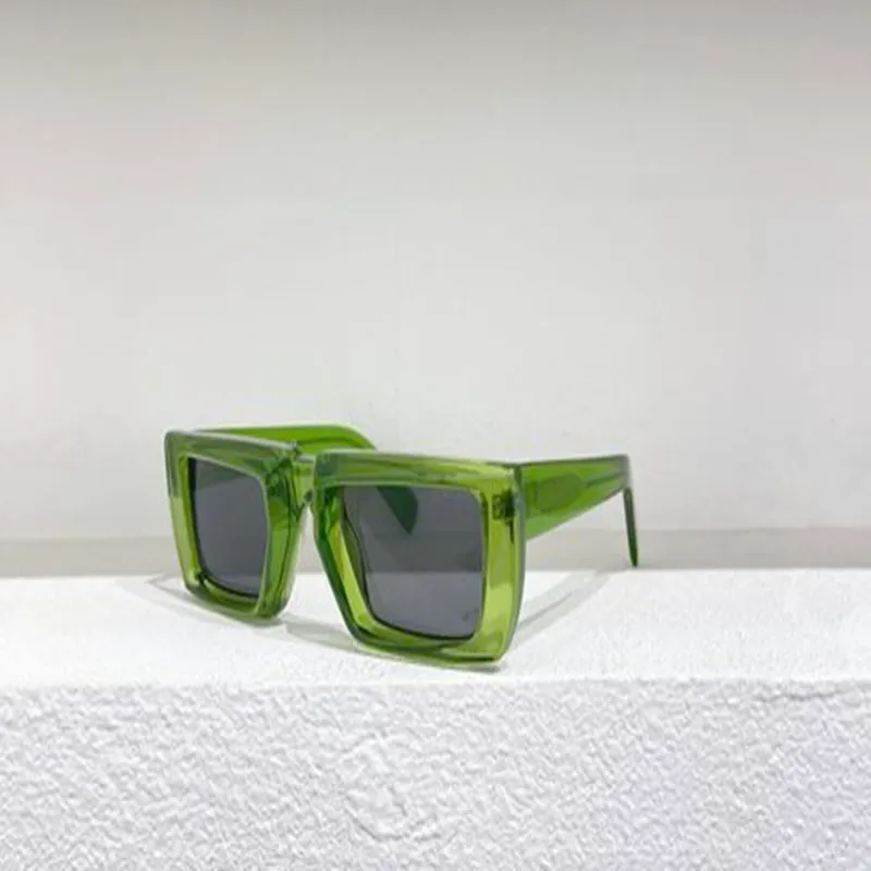 Lyxiga solglasögon Goggle Famous Designers varumärkesskärmar Kvinnor Mens Sun Glassar Skydda synen från UV -strålar med ruta 2206141xq
