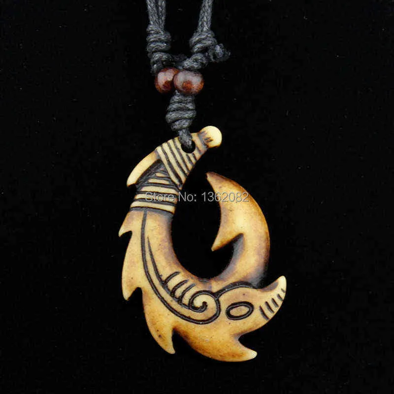 Whole Mixed Hawaiian Jewelry Imitation Bone Carved NZ Maori Fish Hook Pendant Necklace Choker Amulet Gift MN542 H22040929704488
