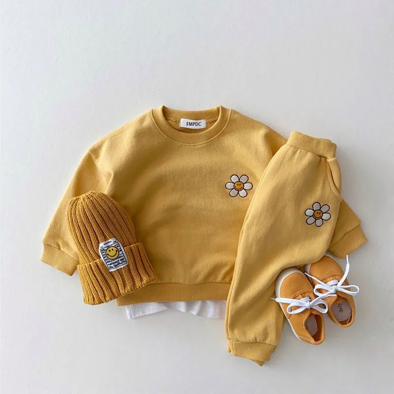 Baby Clothes Autumn Toddler Girls Outfits Infant Boy Cartoon Pajamas Kids Leisure Wear Cotton Long Sleeve Sets 220326