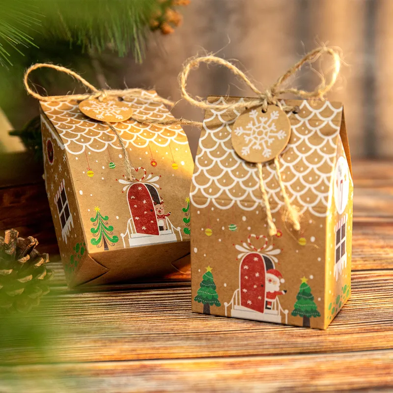 24 juegos Caja de papel Kraft de Navidad Santa Claus Muñeco de nieve Ciervos Forma de casa Cajas de dulces con calendario de Adviento Número Etiqueta Bolsa de regalo 220427
