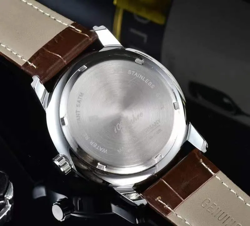 2022 Högkvalitativa män Luxury Watches Three Stitches Series Mens Quartz Watch Top Brand Leather Strap Fashion Accessories Clock Wit327k