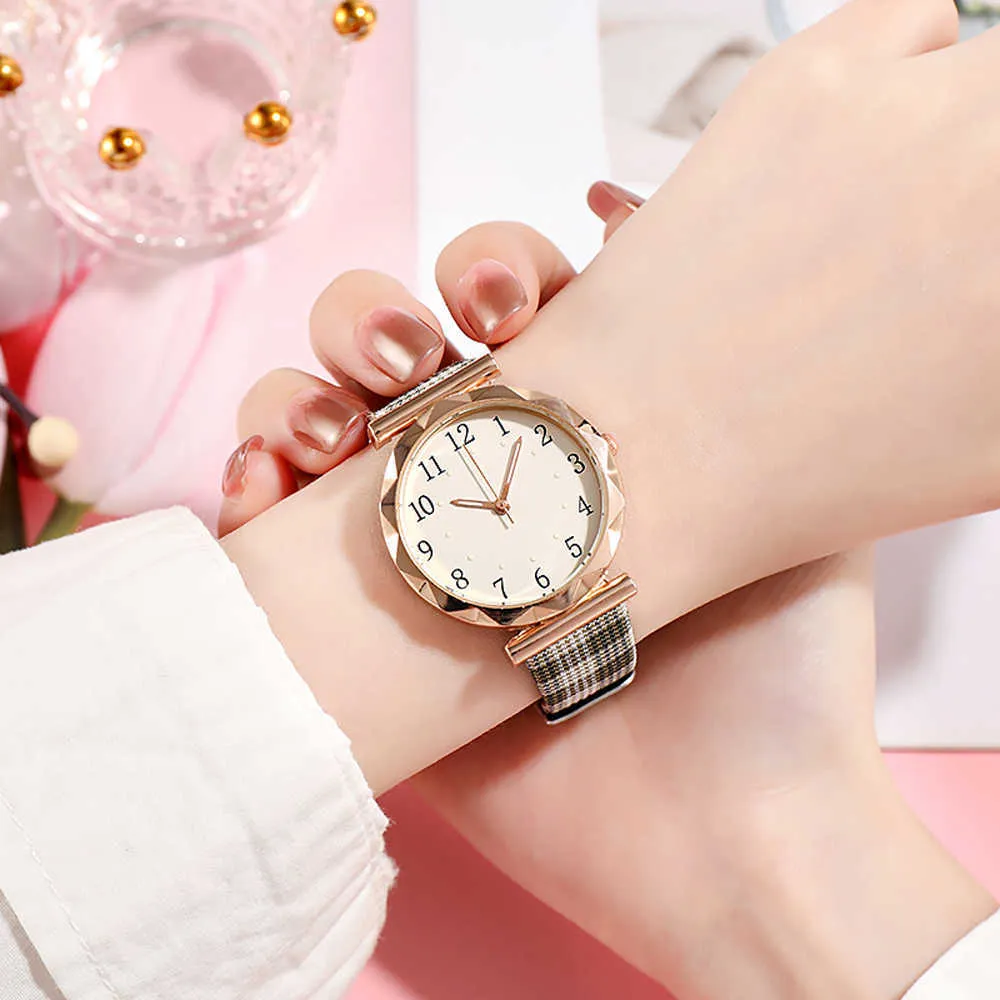 2022 NUOVI orologi da donna semplici orologi vintage da polso con cinturino in pelle orologi da polso sportivi casual da donna