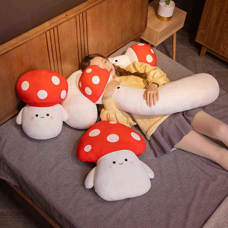 Cm Stuffed Soft Red Mushroom Plush Cushion Creative Hand Warmer Dolls Sofa Back Kawaii Plant Peluche Toy For Children J220704