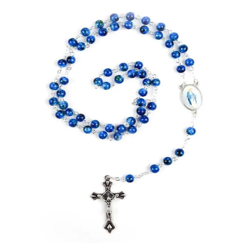 Naszyjniki wiszące katolickie chrześcijańskie granatowe kryształowe koraliki Virgin Mary Inri Crucifix Cross Rosary Naszyjnik religijny Chrzest żyd241e