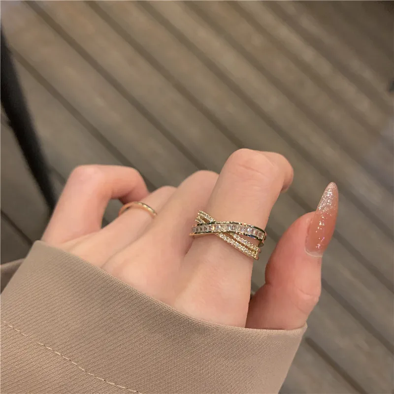High-end Light Luxury Ring Cold Wind Niche Design Simple Fashion Personality Ins Zircon Super Flash Opening Female CX220322