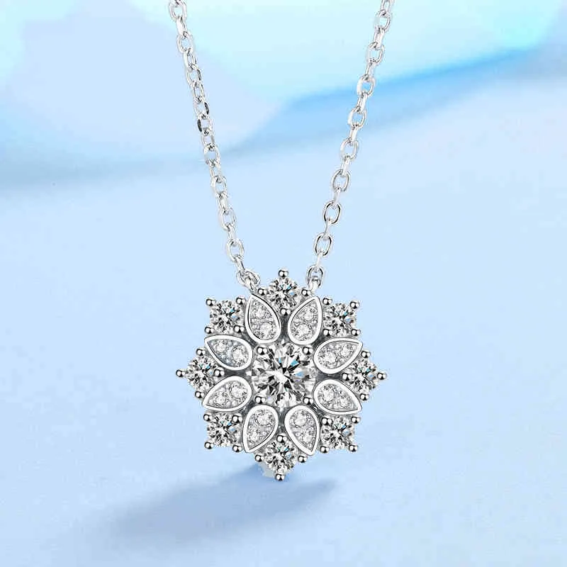 Sunflower Moissanite Necklace for Women 05CT VVS Brilliant Diamond Halo Pendent Necklaces 925 Sterling Silver Wedding Jewelry