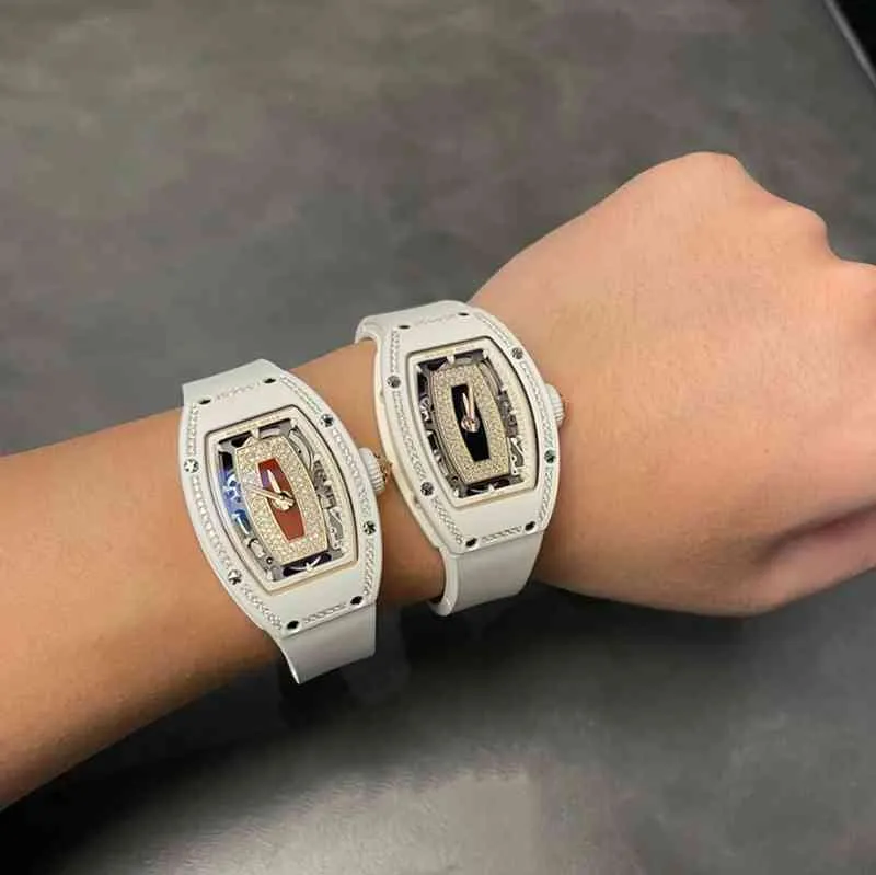 고급 남성 기계식 시계 불꽃 입술 여성 다기능 Richa Milles RM07-01 개인화 된 자동 세라믹 스위스 운동 손목 시계