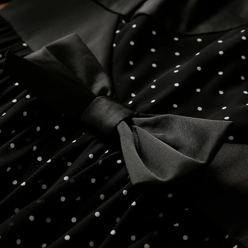 2022 Yaz Sonbahar Uzun Kollu Kare Boyun Siyah Retro Polka Dot Şerit Yay Panelli Orta Kalifli Elbise Zarif Günlük Elbiseler 22Q042327