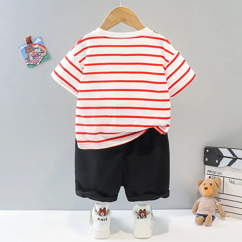 Summer Boy T Kläder Set Love Lines Cotton Material Baby Suits High Quality Short Childres Shirt Spädbarn 2 år gammal Costom 220507