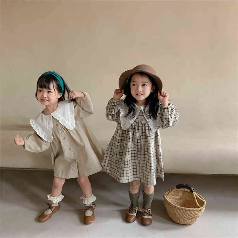Детские девочки платье повседневной клетчатой ​​одежды Лето 2022 Новое корейское хлопковое льня
