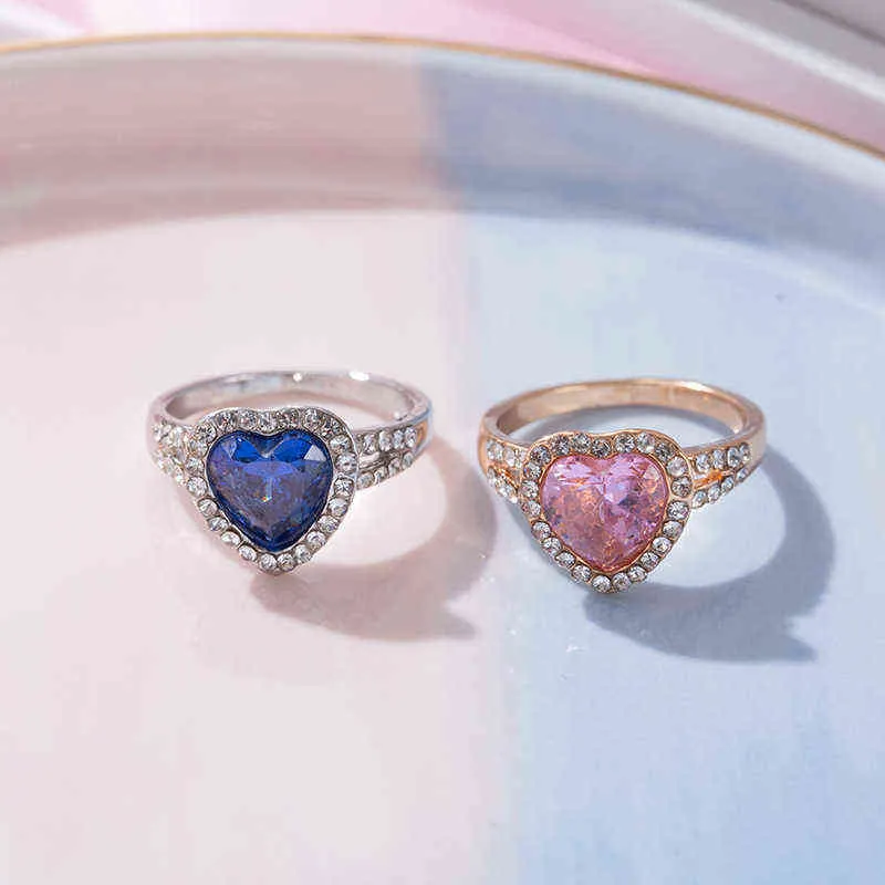 Ringar 2022 Designer New Net Red Zircon Mo Sang Ring Heart Temperament Kvinnlig ring
