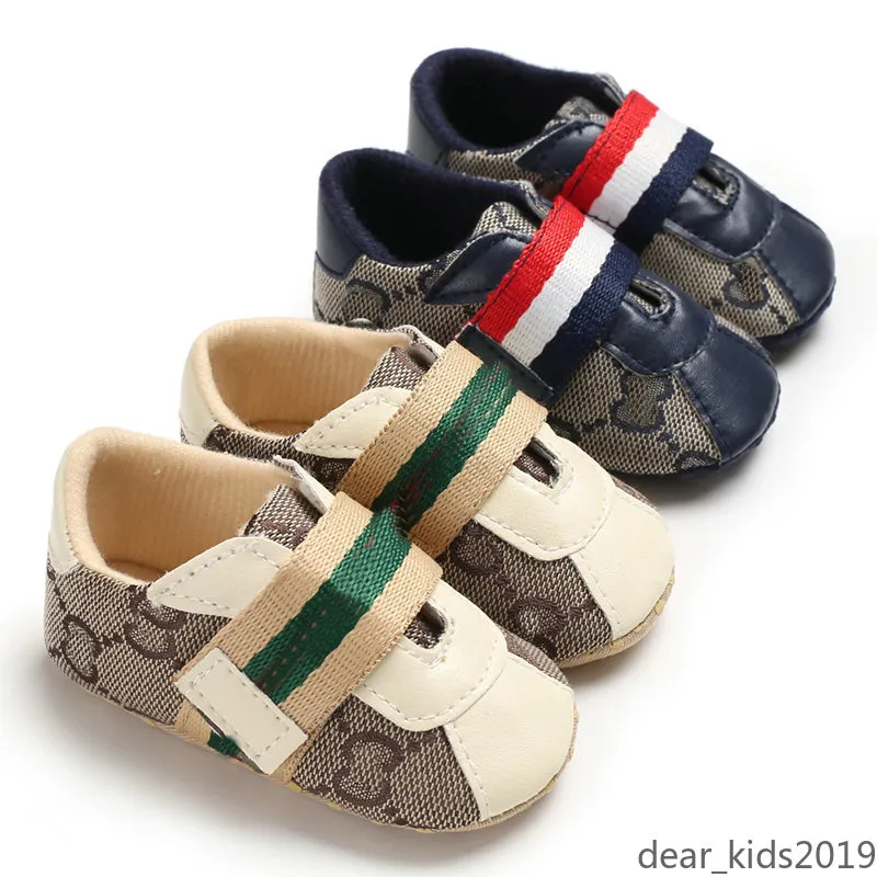 Baby Classic Sports Sneakers Nouveau-né les garçons bébé First Walkers Chaussures Chaussures Antifant Anti-Slip Baby Shoes Moccosins Mary Jane
