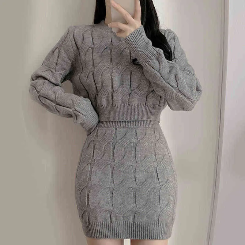 Sweater Suit Women's Fall/Winter Loose Knitted Two-Piece Letter Jacquard Shorts Pullover Long Sleeve Knitted Two-Piece Set T220729