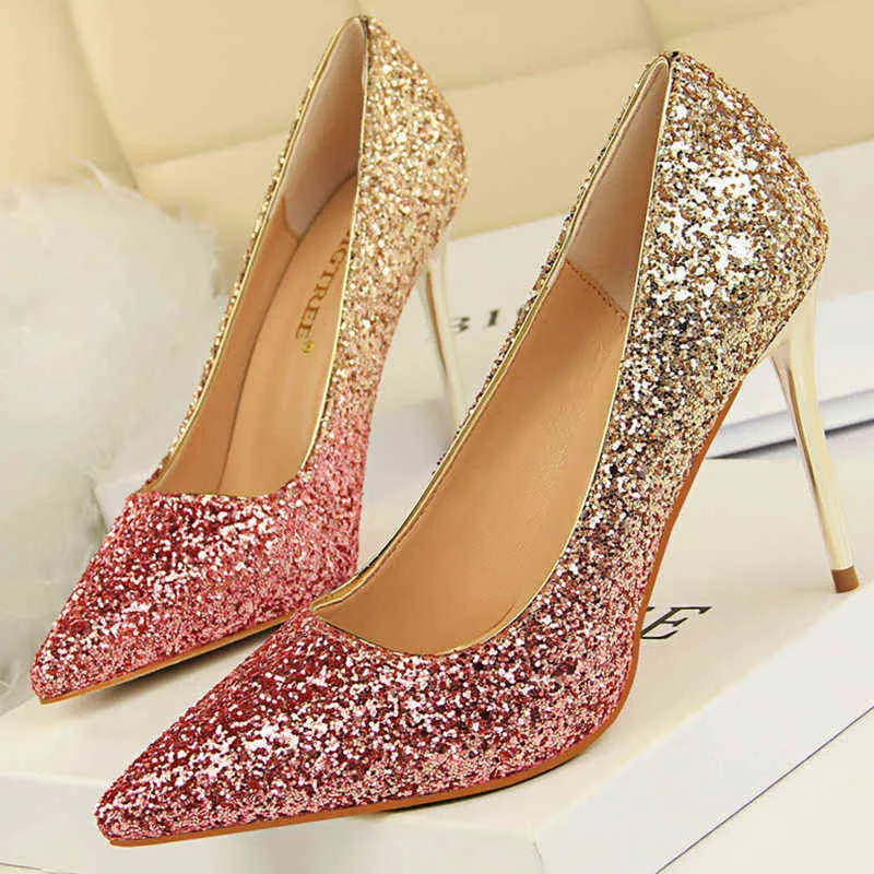 2022 Sexiga kvinnor Glitter 9,5 cm höga klackar stripper pumpar Scarpins Tacones bling Gold Pink Heels Wedding Bridal Prom Wedding Shoes G220516