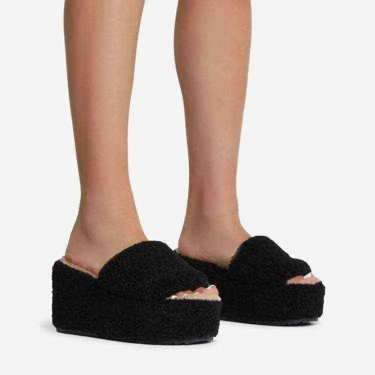 2022 Autumn/Winter Women New Wedge Heel In-Line Warm Plus Fluff Slippers Women's Plus Size Cotton Drag All-MATC G220730