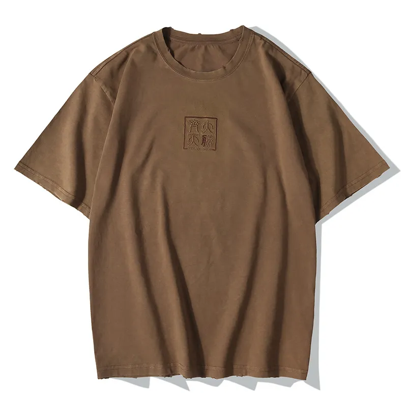 Lyprerazy Chinese vintage Monkey King Embroidery TシャツTshirt Men Streetwear Tシャツヒップホップ4xl服茶色の綿220614