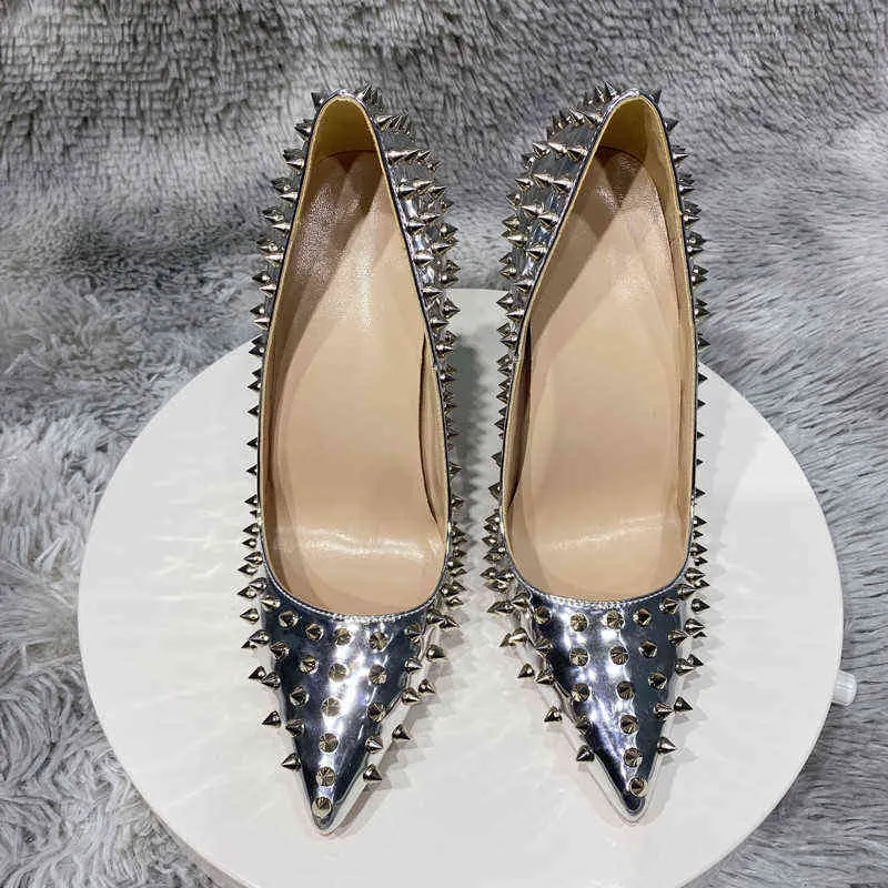 Noenname Null Full Spiks Femmes Glossey Silver Patent Cuir Pointy Toe High Heel Chaussures 12cm Studs sexy STILETTO POMMES T220730
