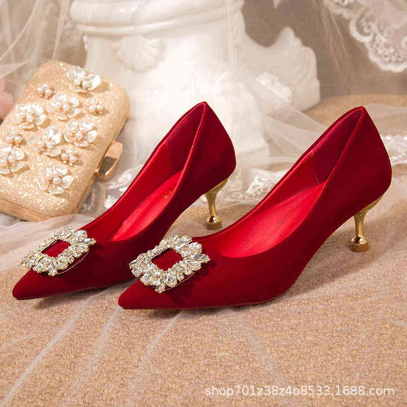 Small leather shoes British women's red Chinese wedding Xiuhe French thick heels new fashion high 220506