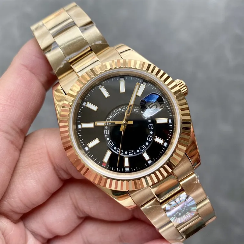 Luxury Men's Automatic Movement Watch Gold Dial Outdoor Men's Watch Fashion Classic In colorée en acier inoxydable 904L Cadre rotable W245T