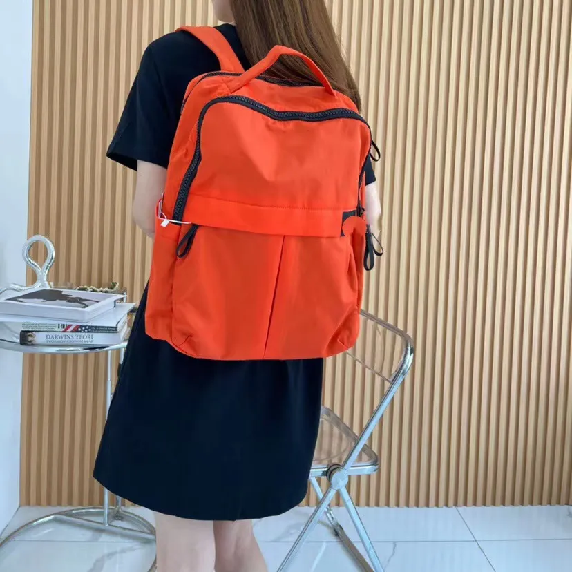 LU Everyday School Back Backpack Yoga Väskor stor kapacitet multifunktionell fitness hela natten festivalväska 23l högkvalitativ urban ba336k