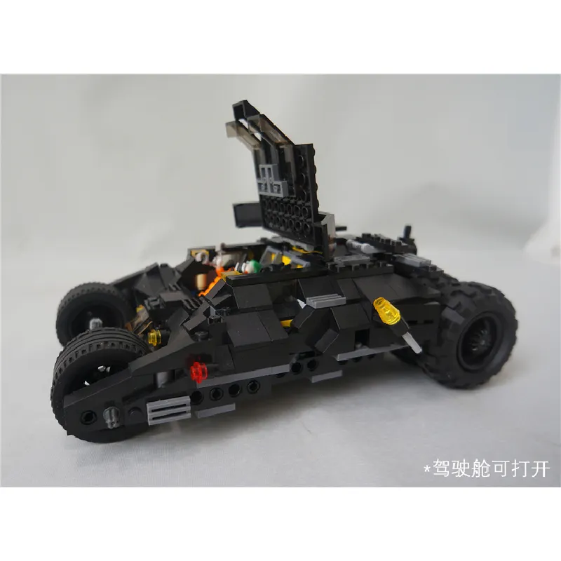 325 stuks Superhero -serie Bat Chariot Compatibel The Tumbler Building Set Block Toy 7888 7105 220715