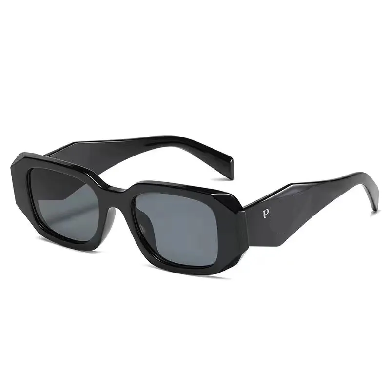 Gafas de sol de diseñador Gafas clásicas Gafas de sol de playa al aire libre para hombre Mujer Color de mezcla Opcional Firma triangular294h