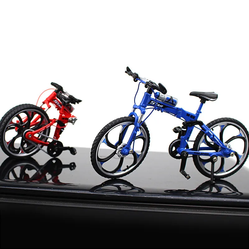 Mini modello di bicicletta da dito in lega Giocattolo da corsa Simulazione creativa Set di mountain bike in metallo Collezione Novità Gag Toys For Boys 220418