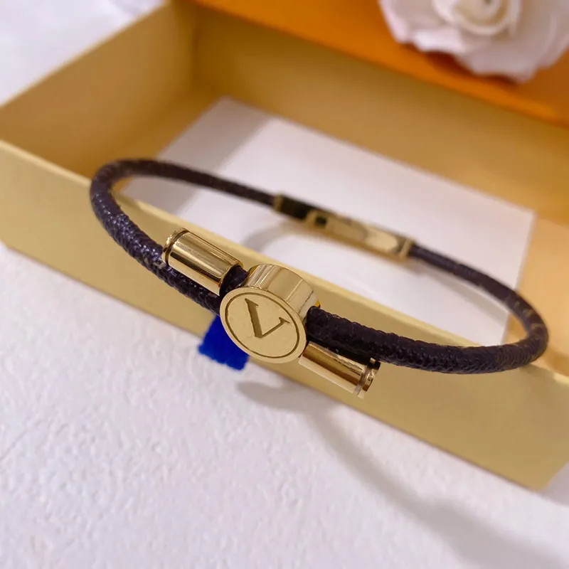 Modeschmuck Designer Armband für Männer Frauen Seilkette Klassische braune Floral Leder Runde Marke Titanium Verstellbare Armbänder 225z