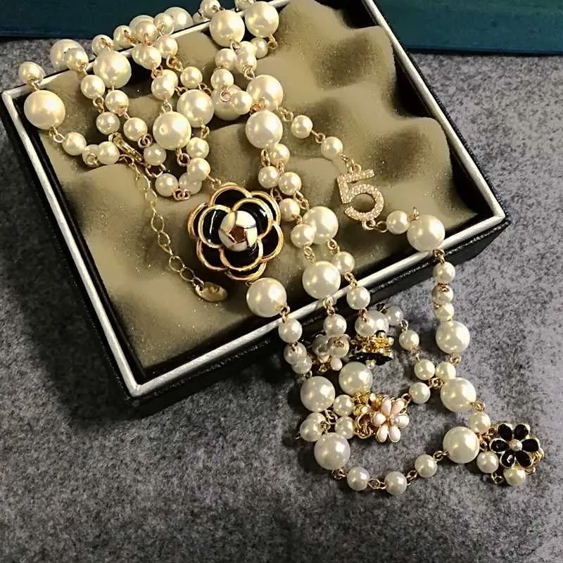 Mimiyagu lange Halskette mit simulierten Perlen für Damen, doppellagiger Anhänger, Pulloverkette, Party-Schmuck211Z
