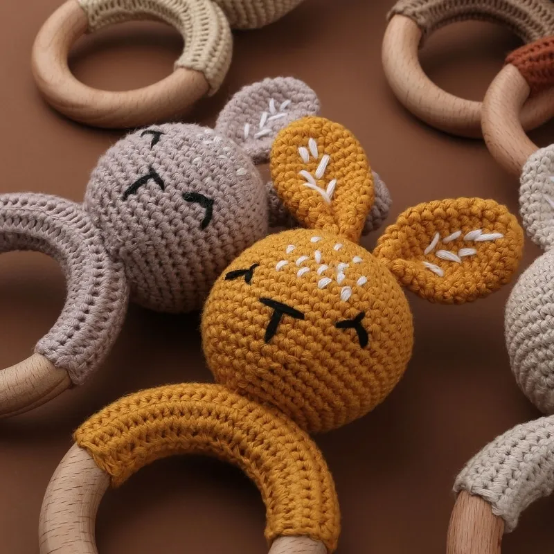 Rattles Mobiles Wooden Crochet Bunny Rattle Toy BPA Free Wood Ring Baby Teether Rodent Baby Gym Mobile Rattles born Educational Toys 220909