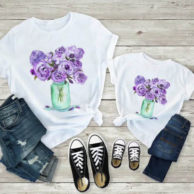 Mother Kids Tee Shirt Femme Family Look Breast Bow Clothes Mamma och dotter Set Balloon Flower Baby Summer Cute Tshirt Women 220531