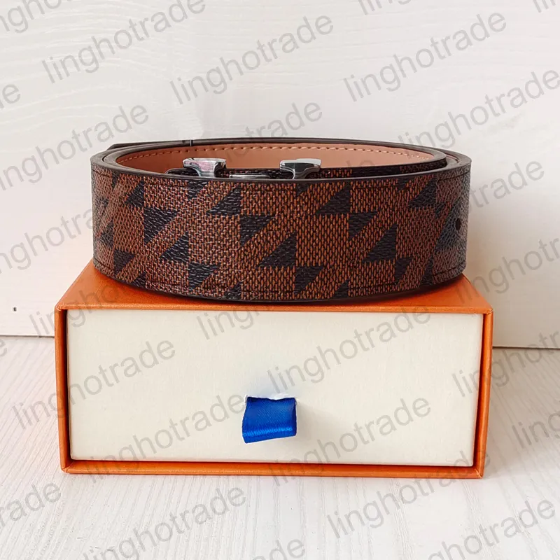Cinturón de diseño Hombres Mujeres cinturones de moda Gold plateado hebilla negra de cuero real ceinture 3 8 cm de ancho con caja PAC253S