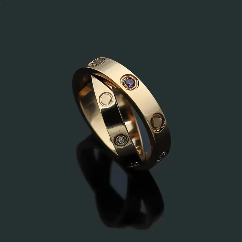 العلامة التجارية الجديدة Cross Crystal Love Ring حلقات زوجين للرجال والنساء عالية الجودة 316L مصمم التيتانيوم حلقات المجوهرات 291Q