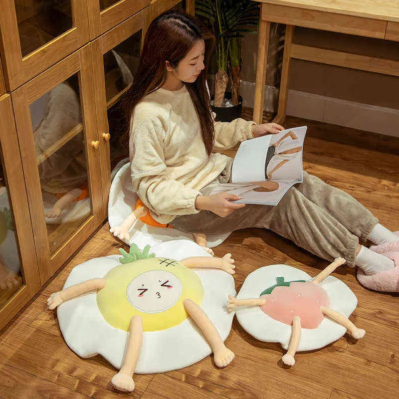 PC CM Creative Fruit Fruit Egg Cuddles Kawaii Cadeira de almofada engraçada para crianças Girls Valentine Day Gifts J220704
