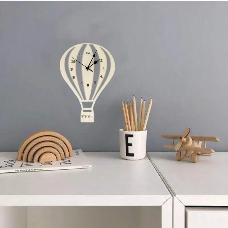 Ins Hot Air Ballon Ice Ice Cream Wall Clocs Enfants Chambre suspendue Horloge Mute