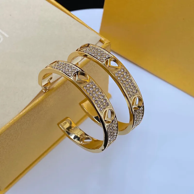 2 OPTIONALE BOLKORRINGEN SLILTER GOLD KIRKLIEBEN EARRINGEN FÜR Women Buchstaben Ohrring Luxurys Designer Hoop F Ohrring mit Box D243W