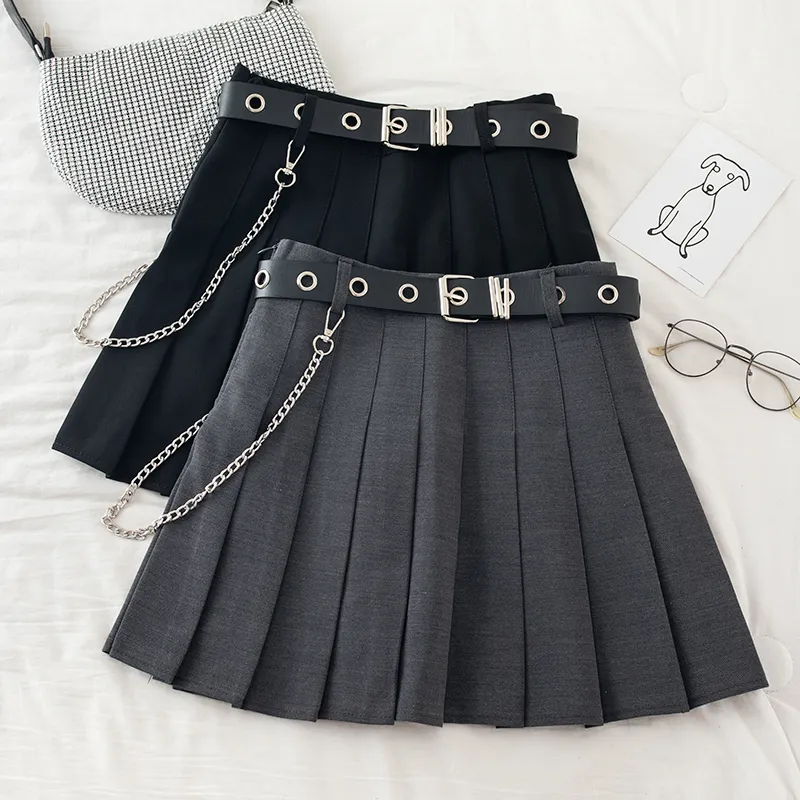 Black Plissed Saia com Chain-Belt Punk Rock Menina Cheerleading Belted Mini Alt Mulheres E-menina Outfit 220317