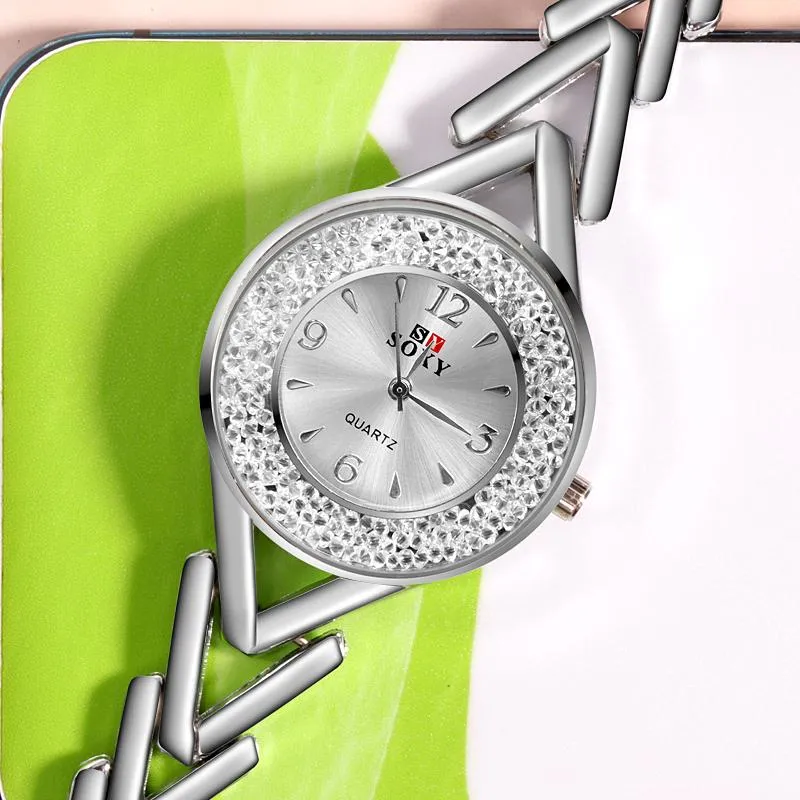 腕時計デザインカジュアルソキシークォーツウォッチフェミニノレロギオブレスレット女性ウォッチエマールクロックゼガレクダムスキーライストウォッチ273n
