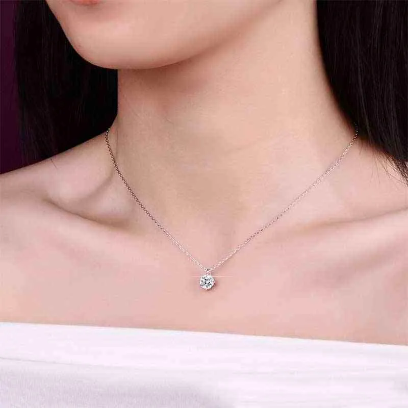 Trendy 925 Sterling Silver 1 ctColor Moissanite Pendant for Women Jewelry Platinum 4 Prong Clavicle Necklace Gift3556431