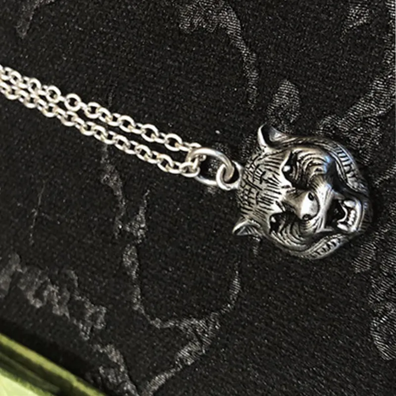 Multistyle Vintage Letter Pendant Necklace Women Men Skull Ghost Tiger Head Chain Necklace High Quality Jewelry2476