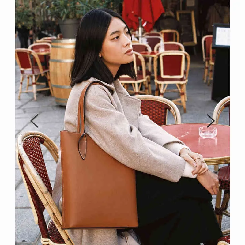 イタリアのデザイナーフルロンニッチ女性バッグインポータブルショルダーバッグトップレザーショッピングバッグ220613