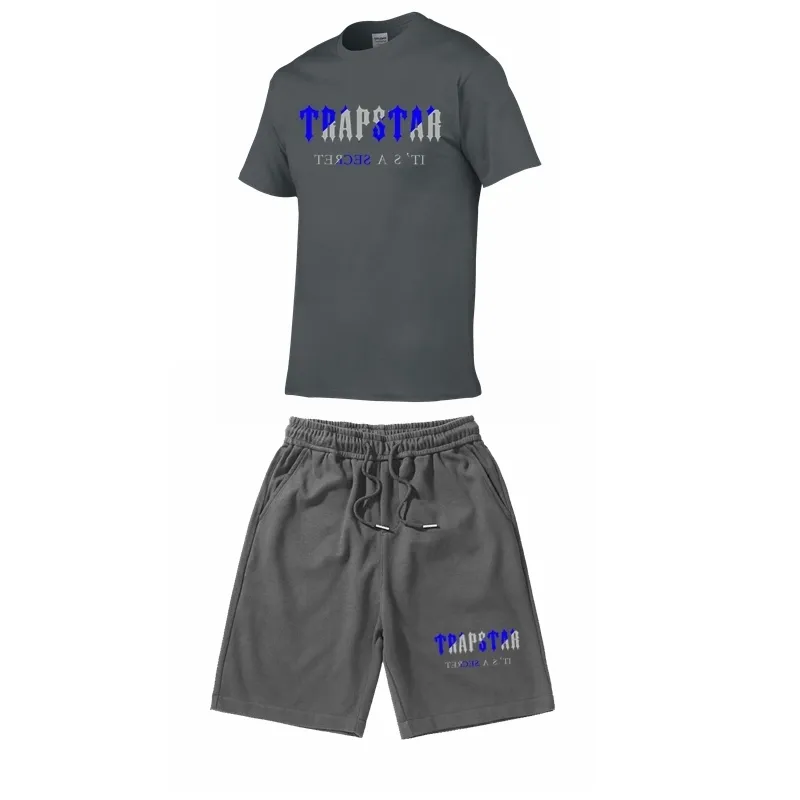 TRAPSTAR Trainingsanzug Set Männer T ShirtShorts Sets Sommer Sportswear Jogging Hosen Streetwear Harajuku Tops T-shirt Anzug 220707